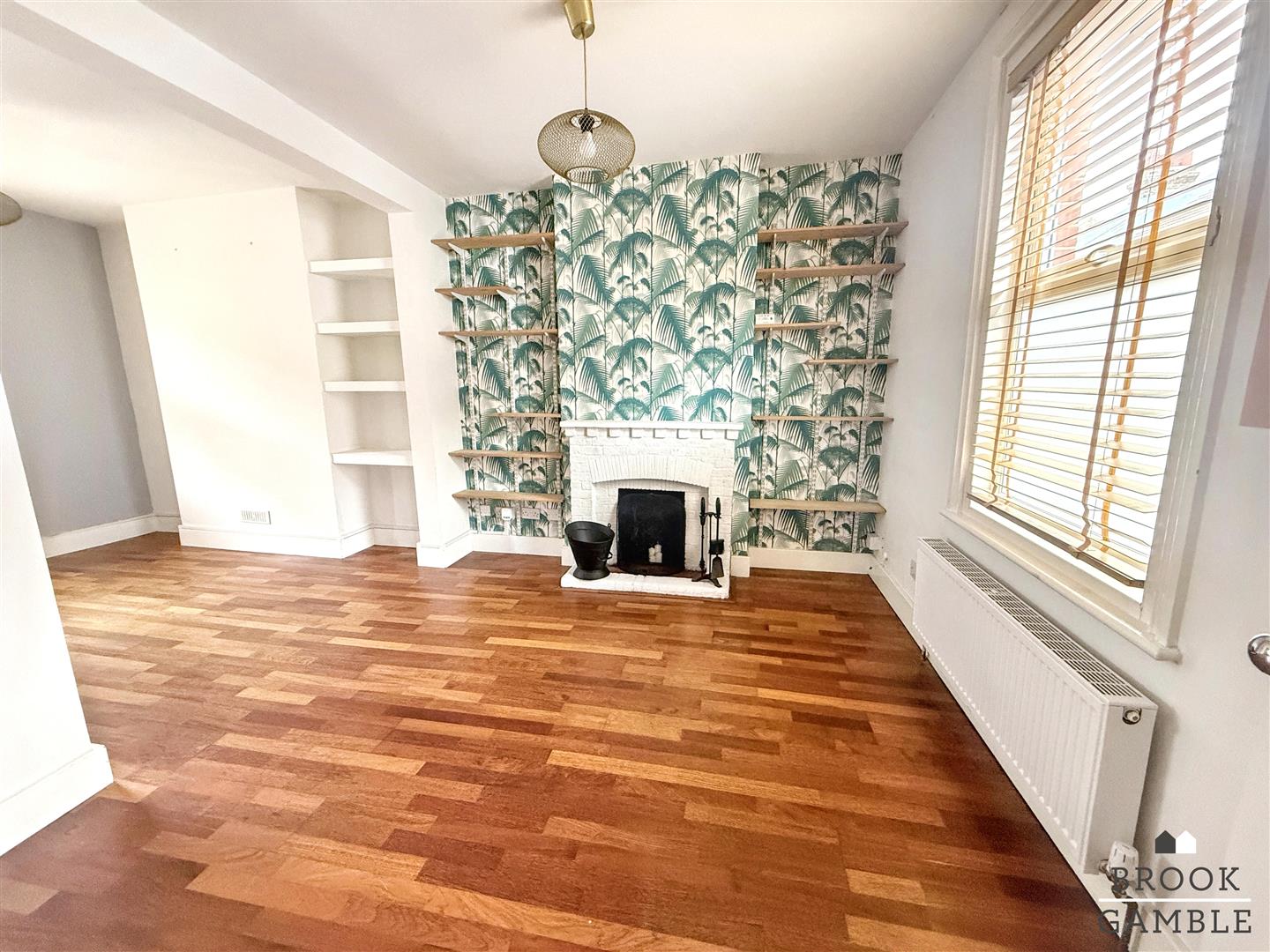 2 Bedroom House. Sydney Road in Eastbourne,  9